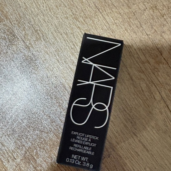 NARS Explicit Incendiary Lipstick - Picture 3 of 5